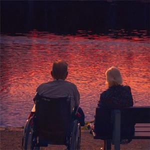 女警少妇被献身av麻豆
